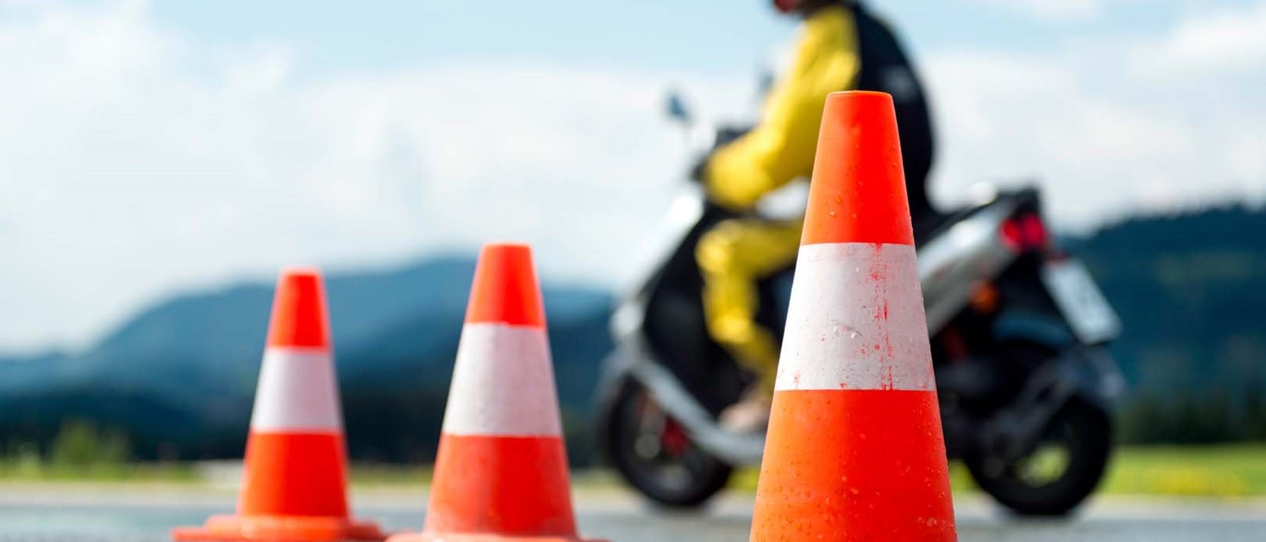 Autoescuela de coche y moto en Barcelona